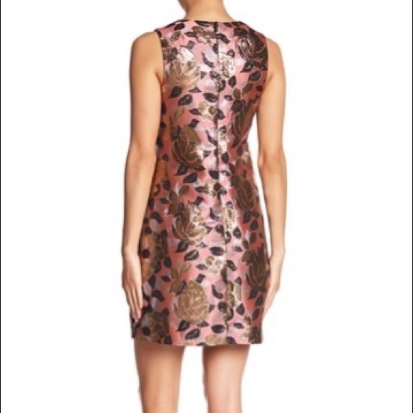 Metallic Cherry Blossom Jacquard Shift Dress - Picture 10 of 10
